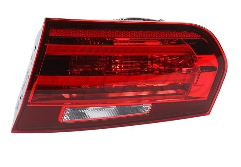 Bmw 3 Serisi F30 Kasa Sağ İç Stop Lambası