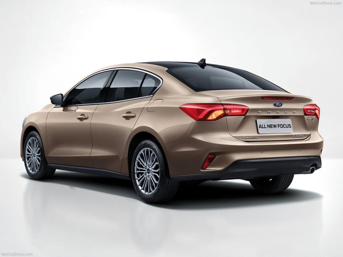 Focus 2018- Sol Dış Stop Lambası Sedan