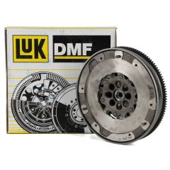 Bmw E90 Kasa 318d N47 Motor Volant